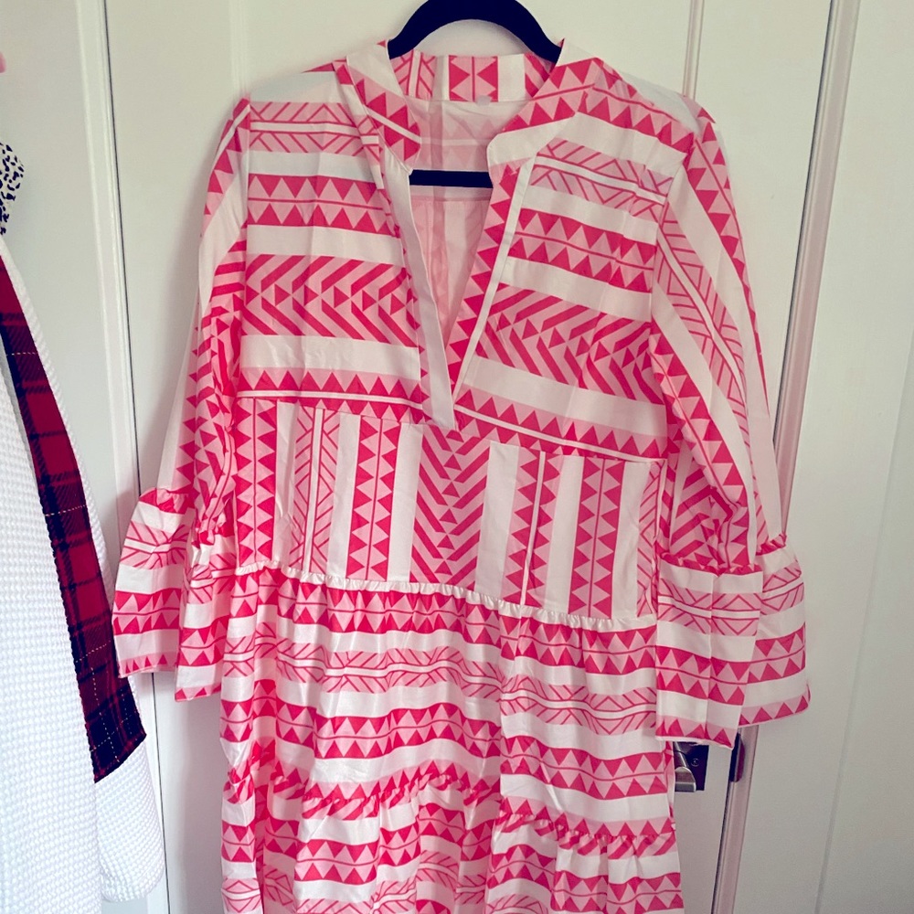 Pink and white bell sleeve tier dress NWOT